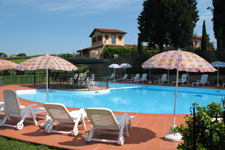 Foto piscina del residence - Offerte per affitto appartamenti con piscina per il 2 giugno 2009